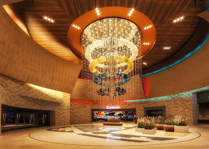 Twin Arrows Navajo Casino Resort 4*